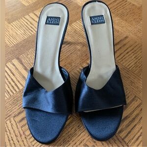 Vintage Anne Klein Kitten Heel
